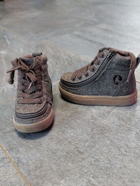 Kids High-Top Casual Sneakers in Brown